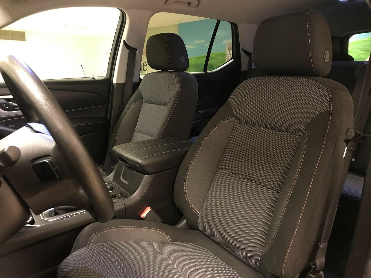 2018 Chevrolet Traverse LS-2