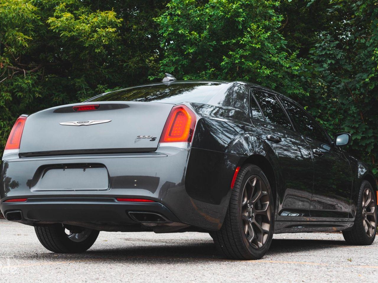 2018 Chrysler 300 S-2