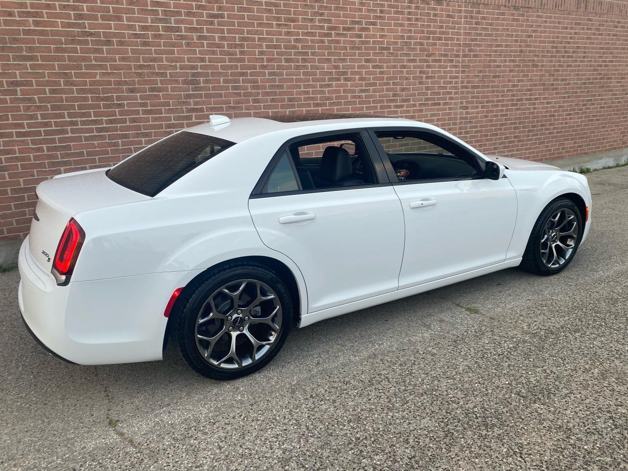 2018 Chrysler 300 S-4