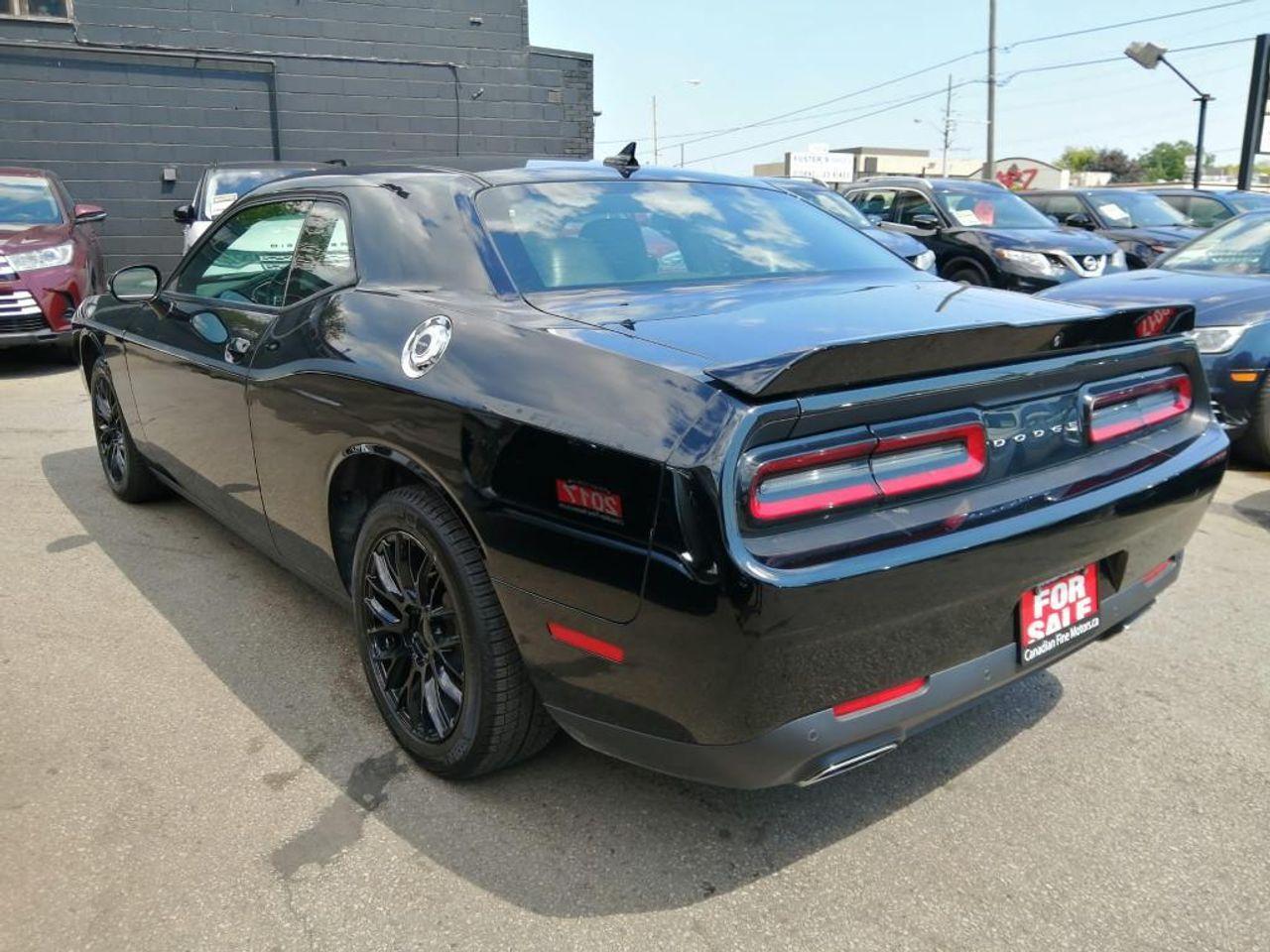 2018 Dodge Challenger SXT-3