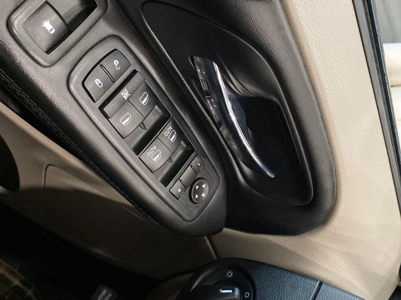 2018 Dodge Grand Caravan SE-3