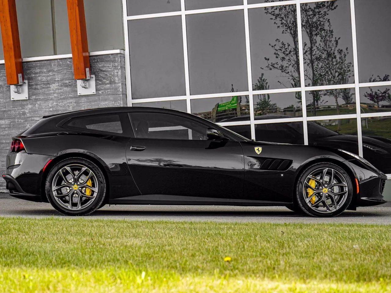 2018 Ferrari GTC4Lusso T-4