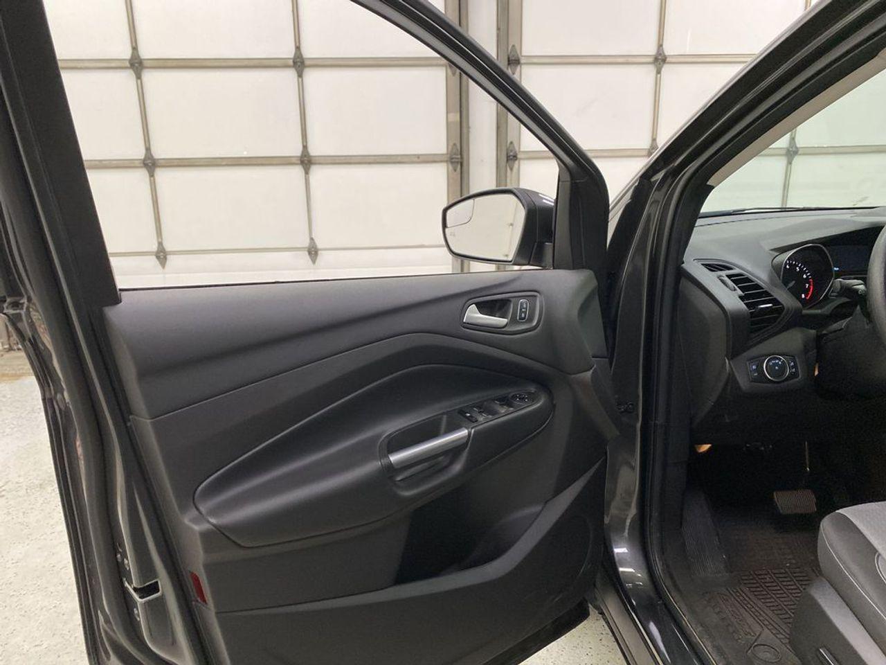 2018 Ford Escape SE-3