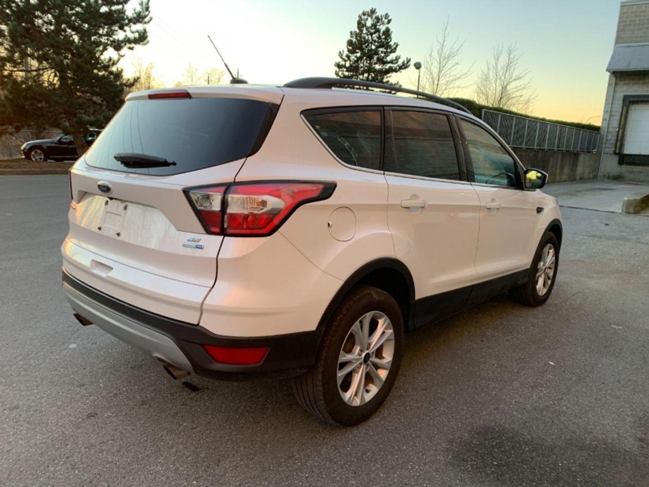 2018 Ford Escape SE-3