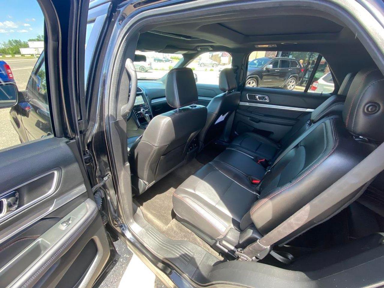 2018 Ford Explorer Sport-3