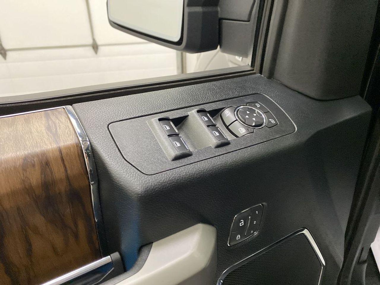 2018 Ford F-150 Lariat-4