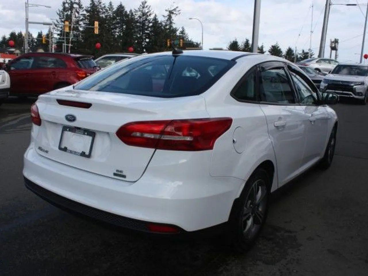 2018 Ford Focus SE-3