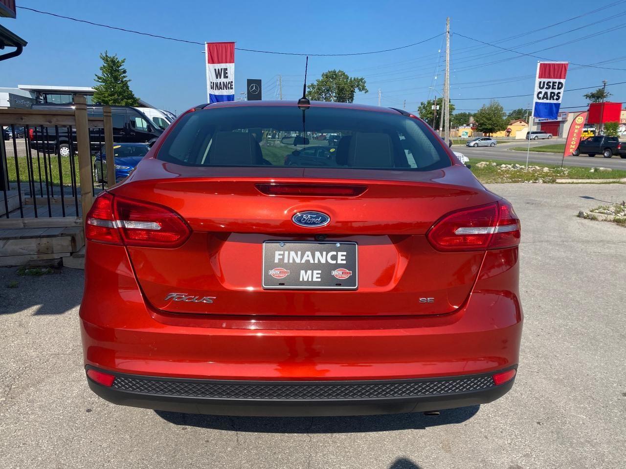 2018 Ford Focus SE-2