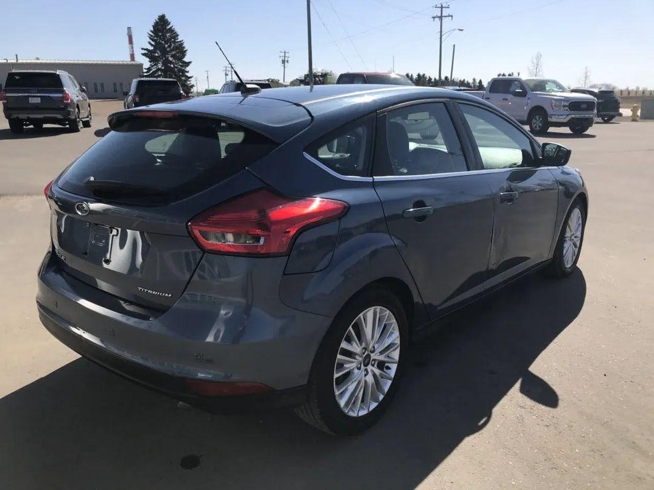 2018 Ford Focus Titanium-2