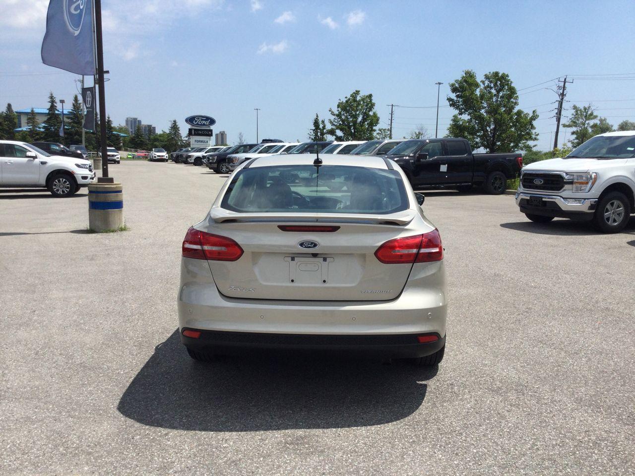 2018 Ford Focus Titanium-1