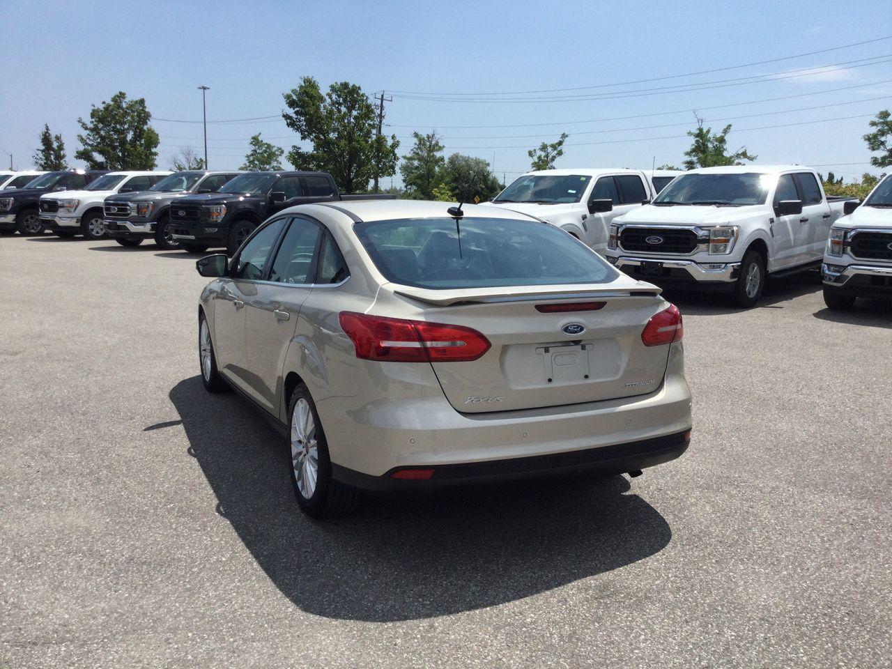 2018 Ford Focus Titanium-2