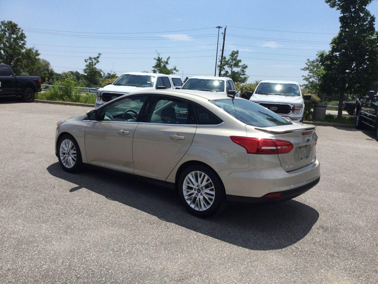 2018 Ford Focus Titanium-3
