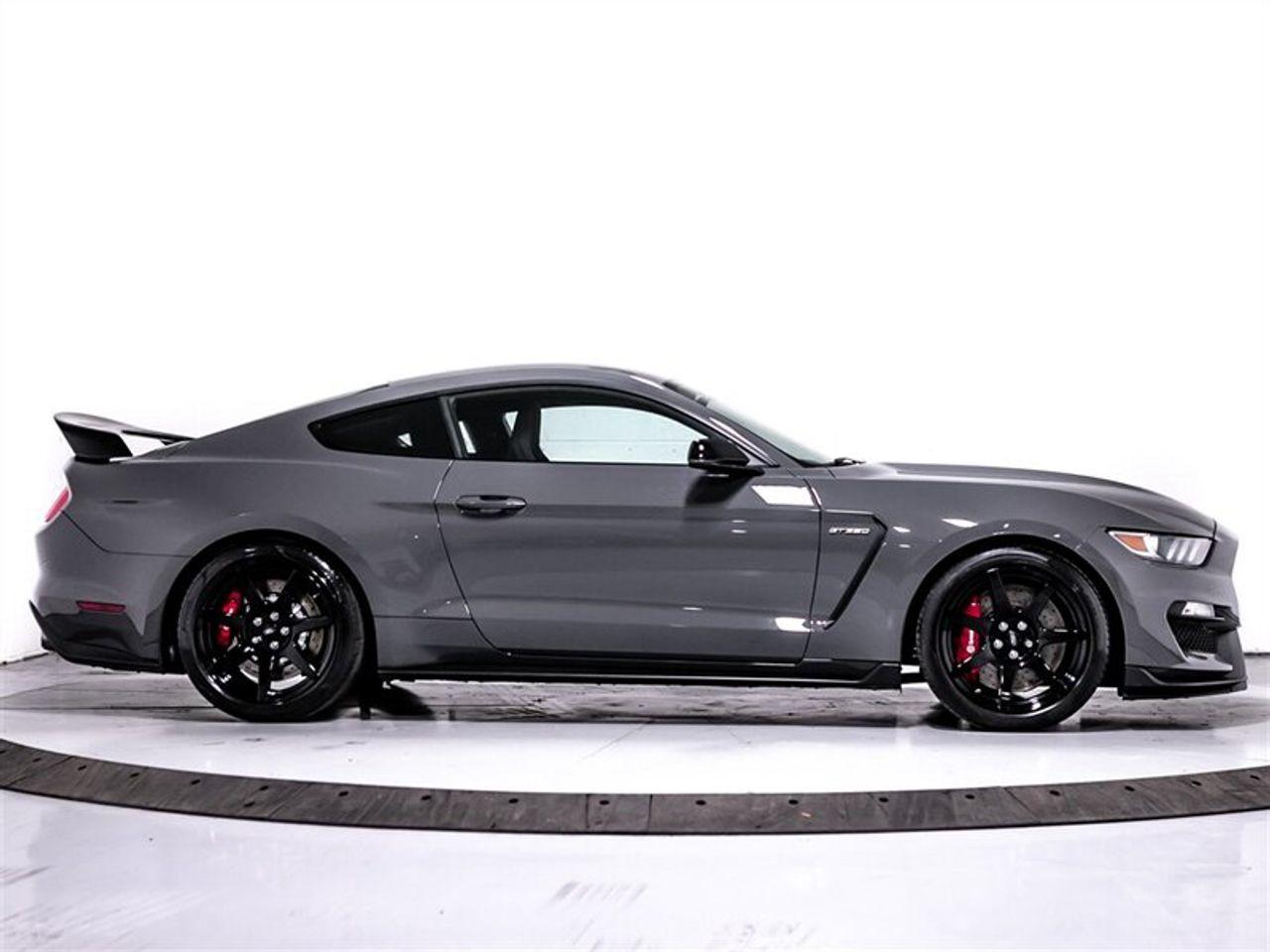 2018 Ford Shelby GT350 -3