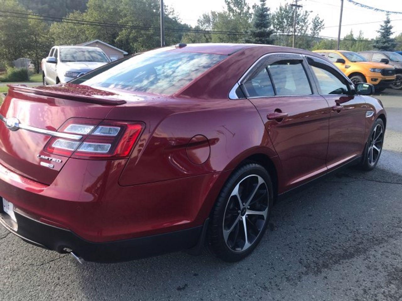 2018 Ford Taurus Limited-3