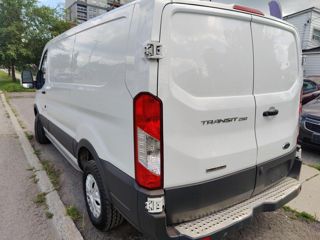 2018 Ford Transit SEL-2
