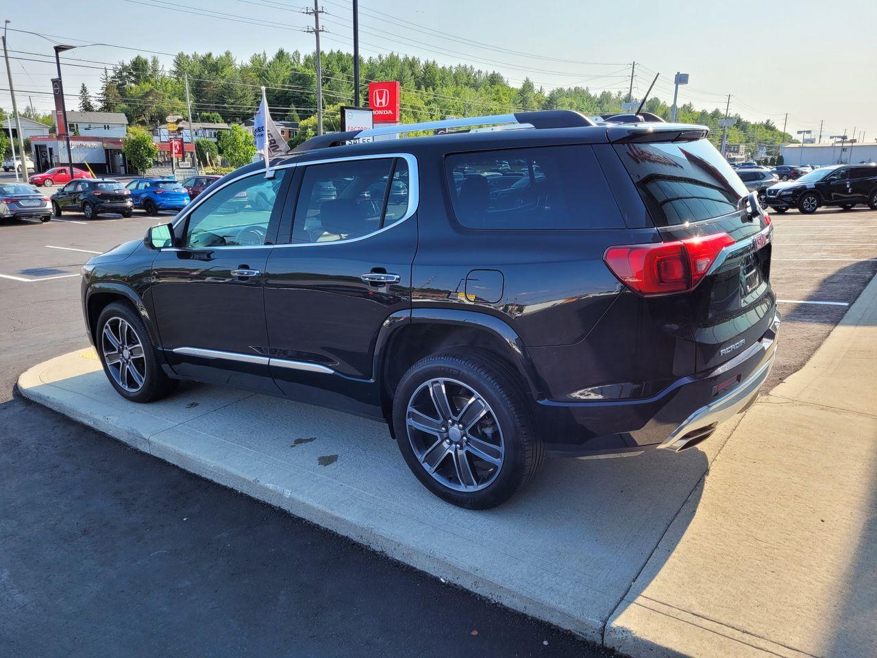 2018 GMC Acadia Denali-4