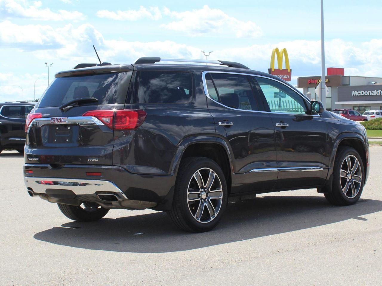 2018 GMC Acadia Denali-3