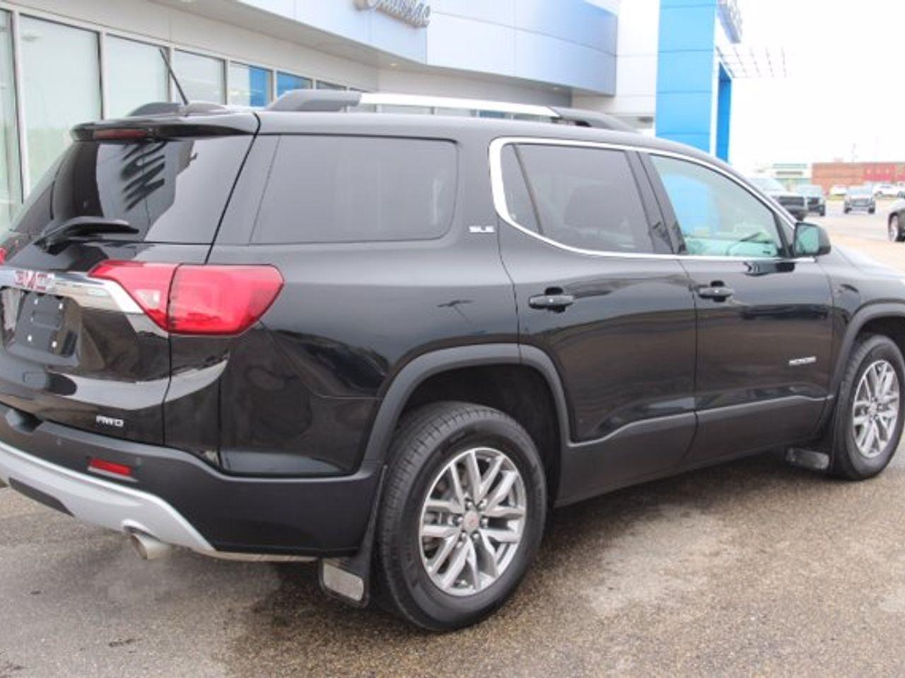 2018 GMC Acadia SLE2-4