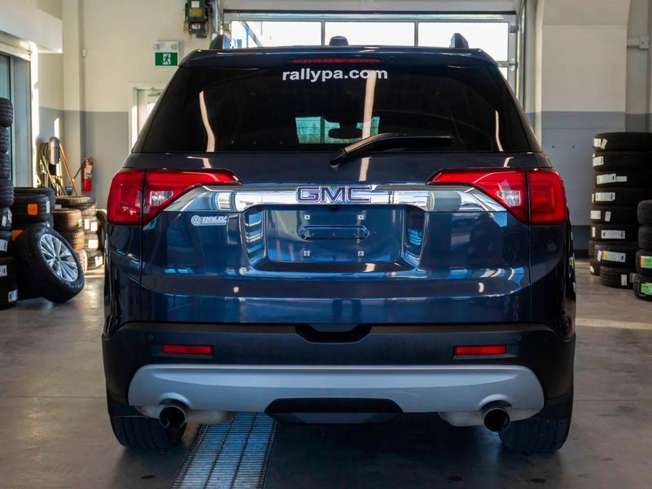 2018 GMC Acadia SLT-2-4