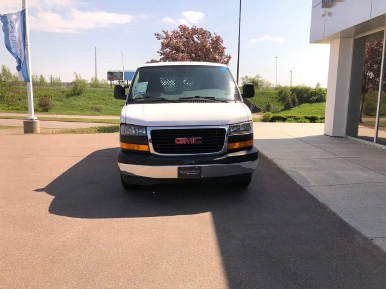 2018 GMC Savana G2500-2