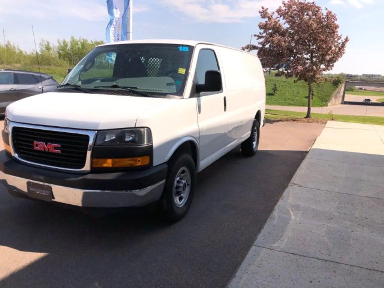 2018 GMC Savana G2500-3