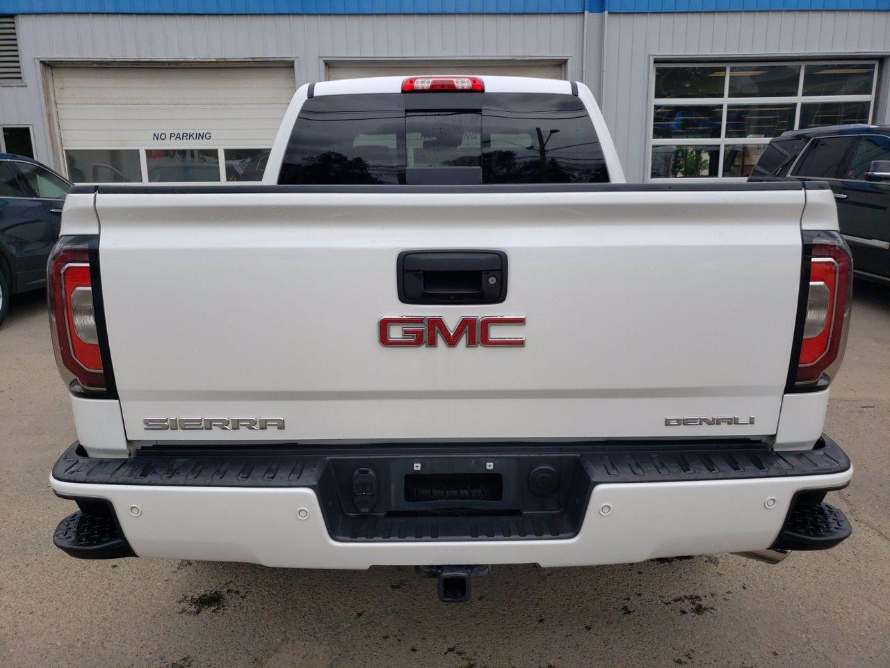 2018 GMC Sierra 1500 Denali-3