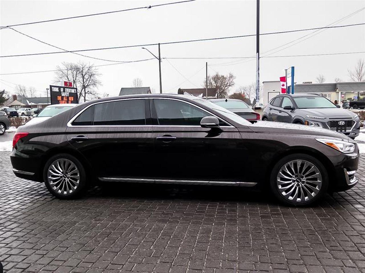 2018 Genesis G90 3.3T-3