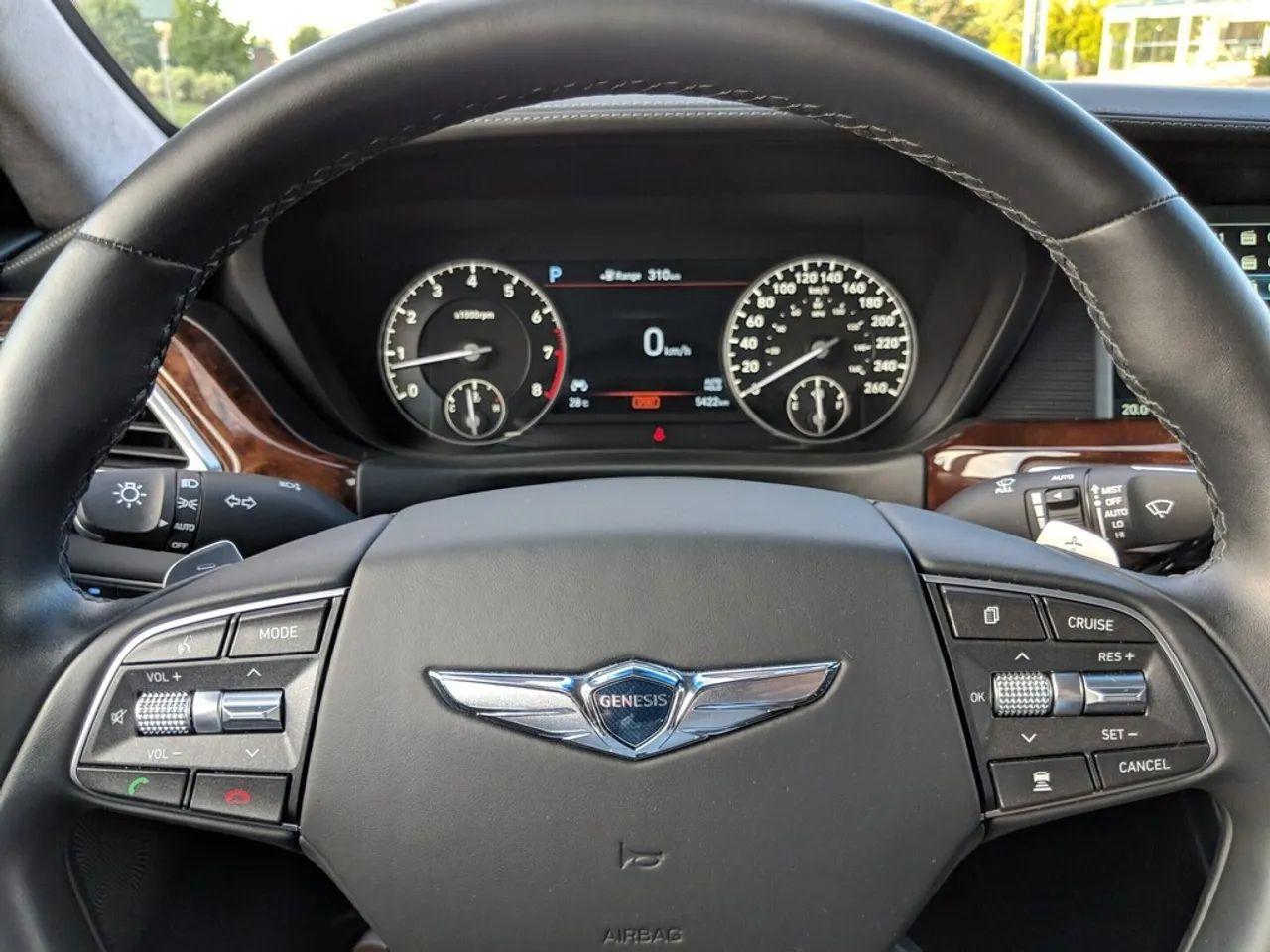 2018 Genesis G90 -4