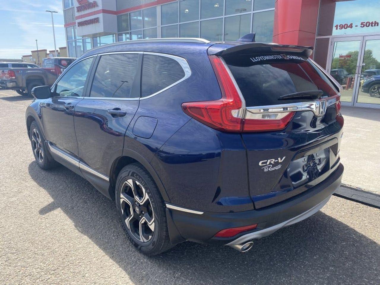 2018 Honda CR-V Touring-2