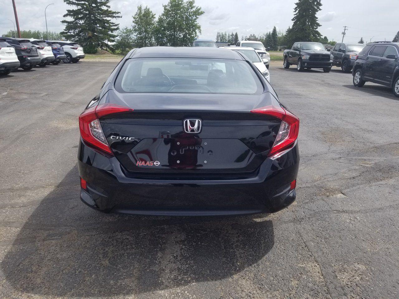 2018 Honda Civic LX-4