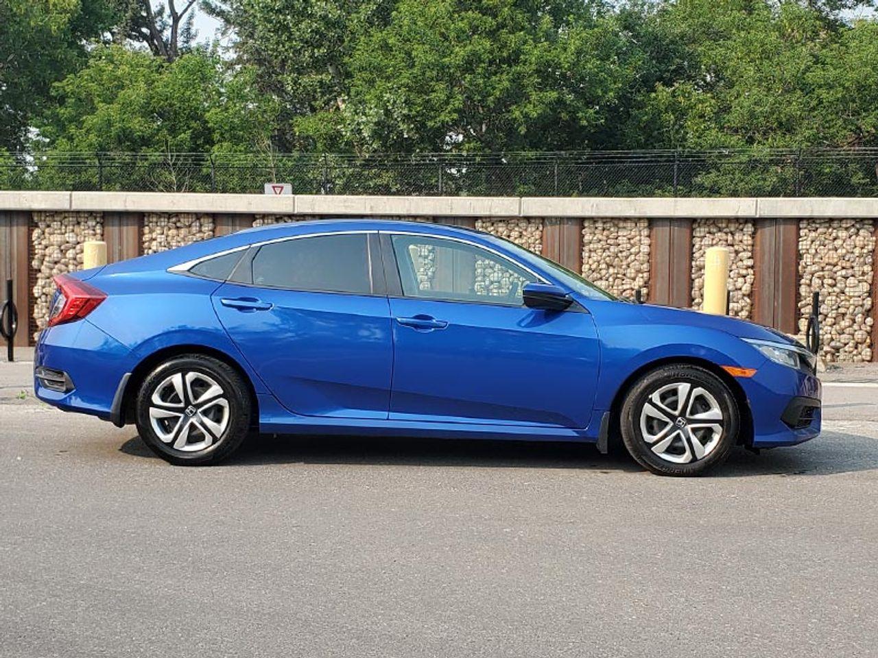 2018 Honda Civic LX-4