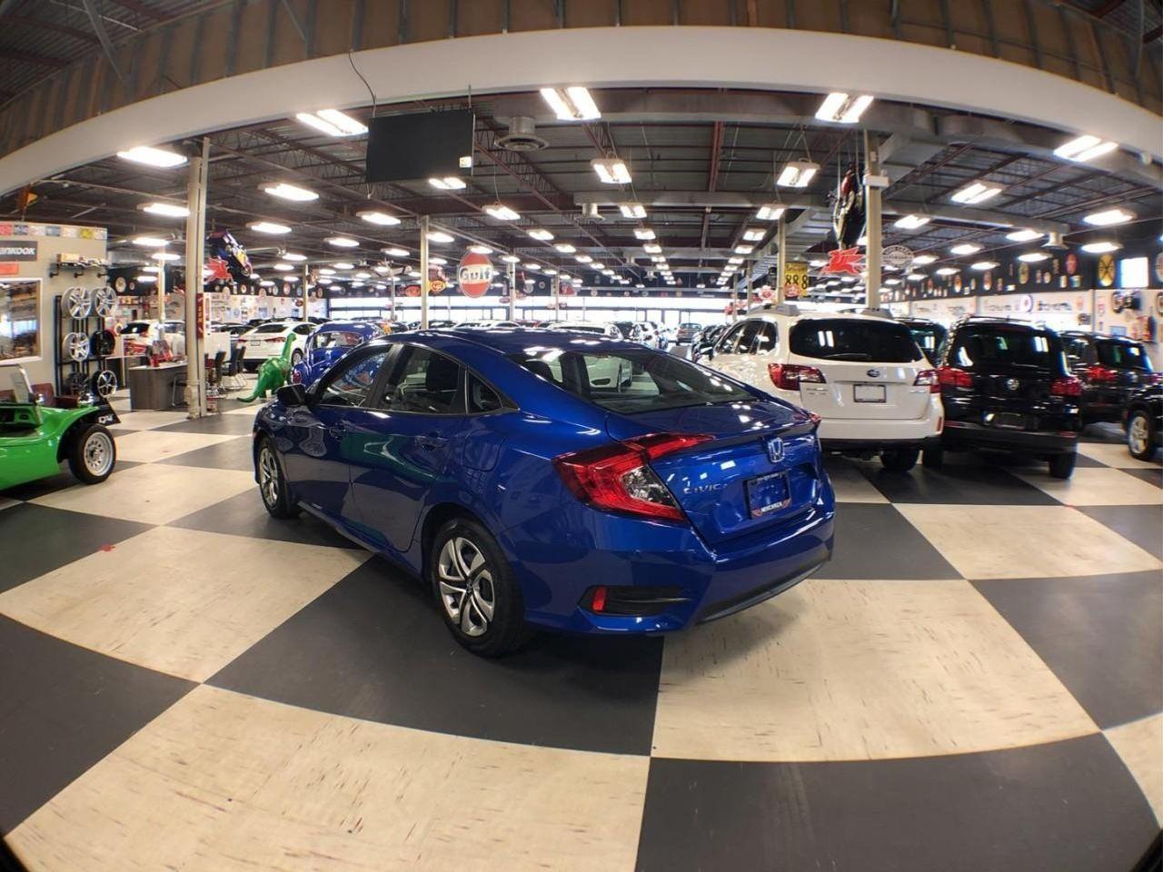 2018 Honda Civic LX-4