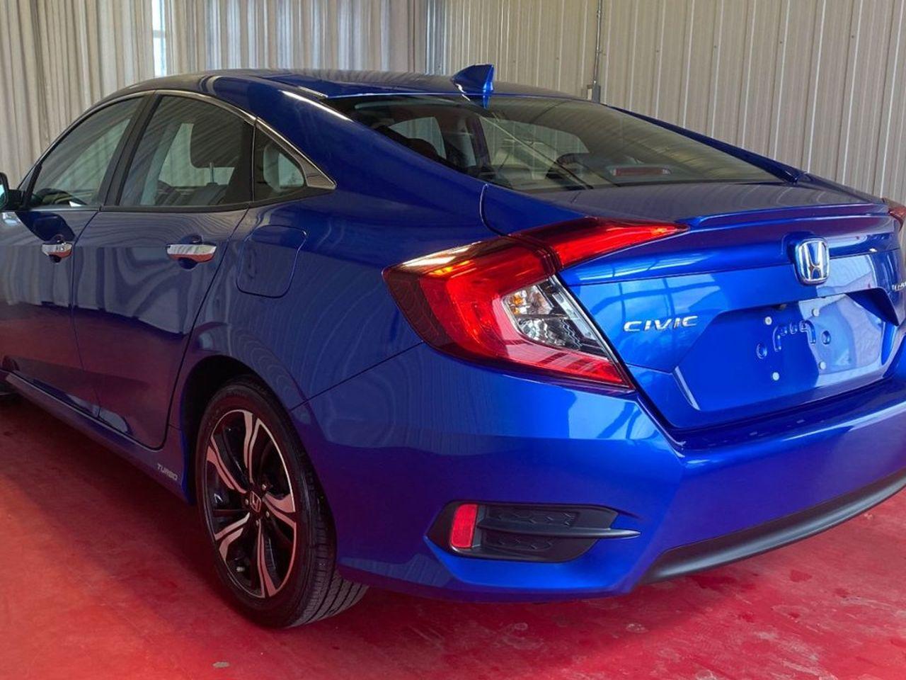 2018 Honda Civic Touring-4