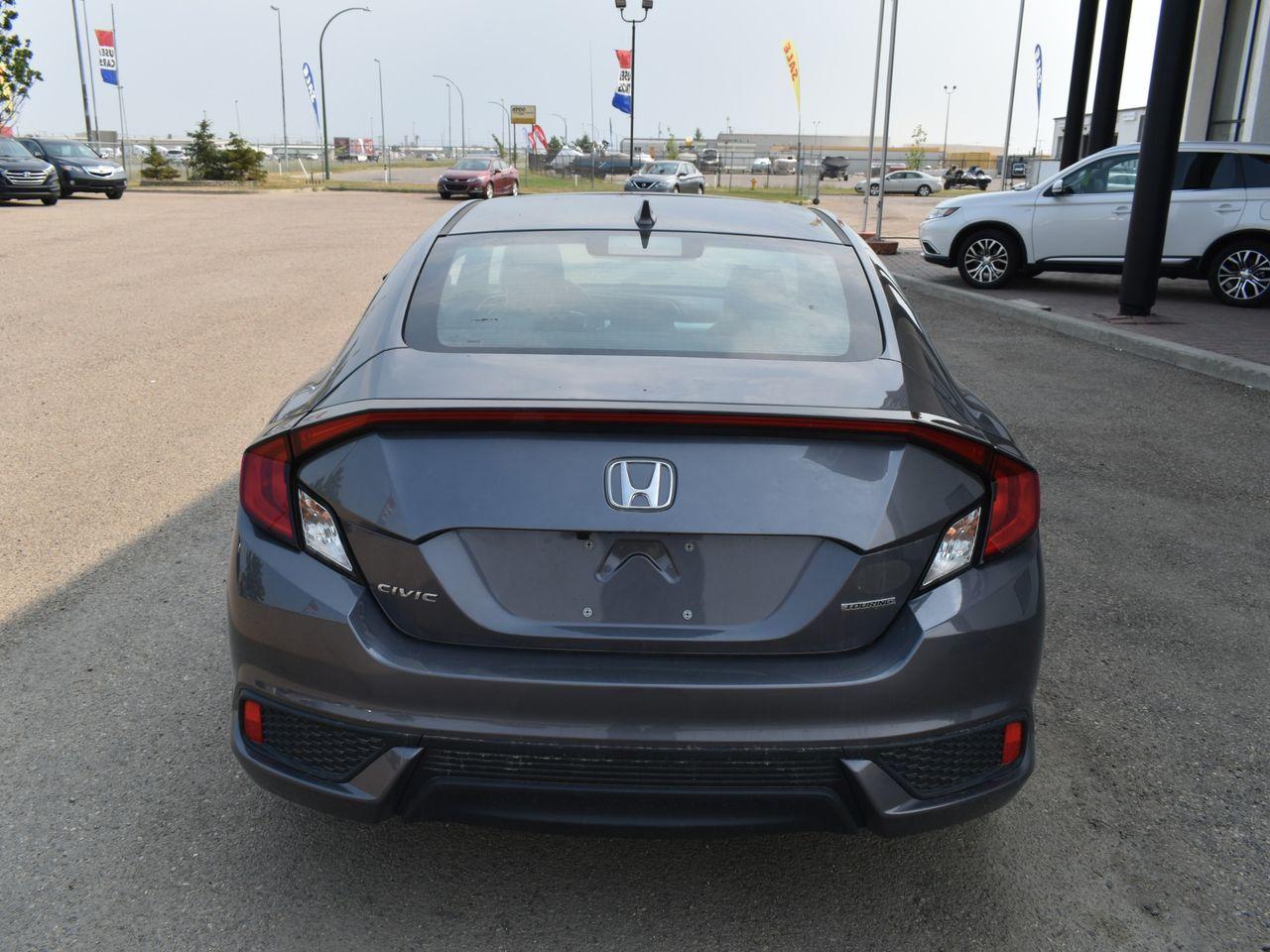 2018 Honda Civic Touring-3