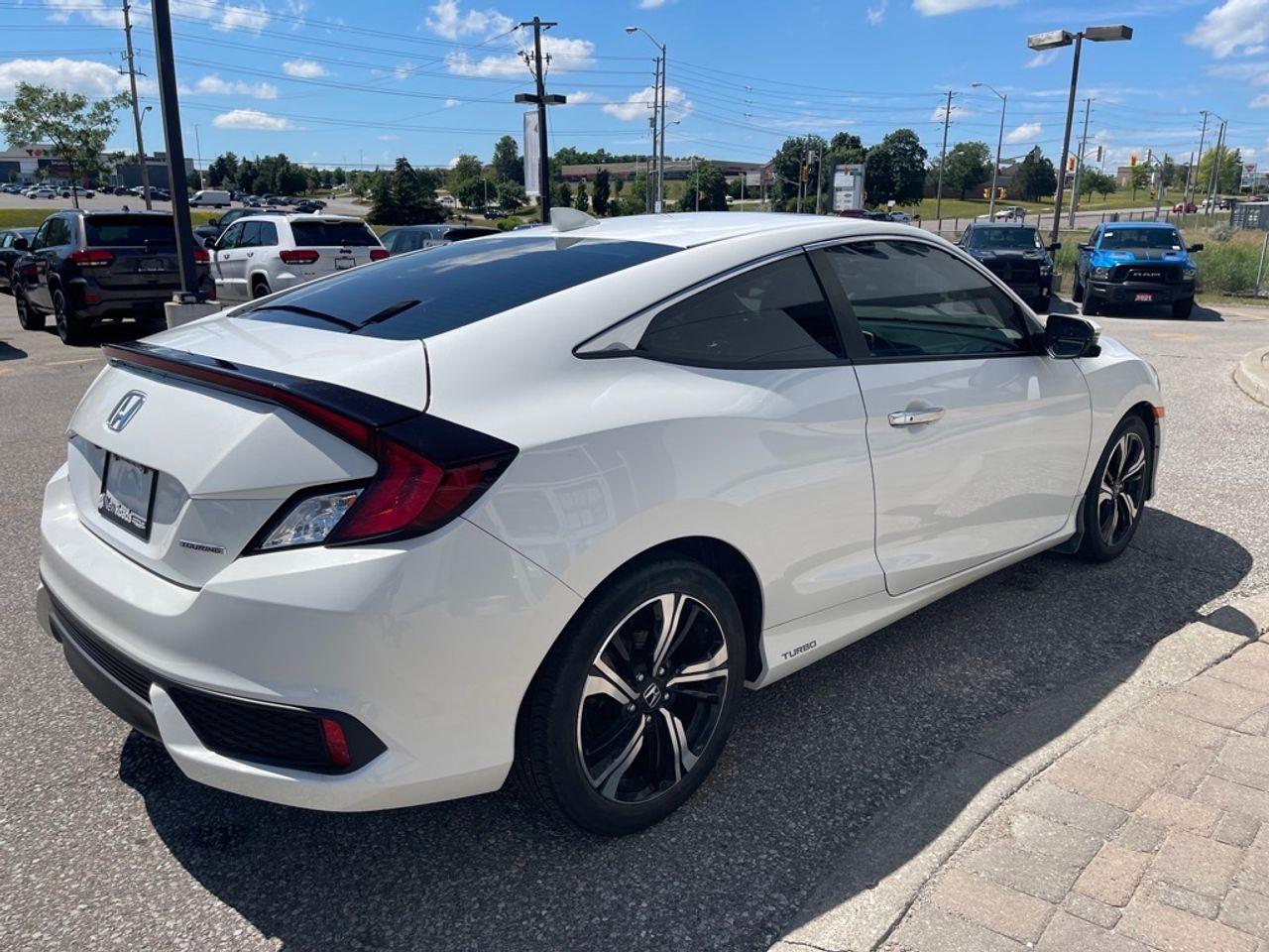 2018 Honda Civic Touring-3