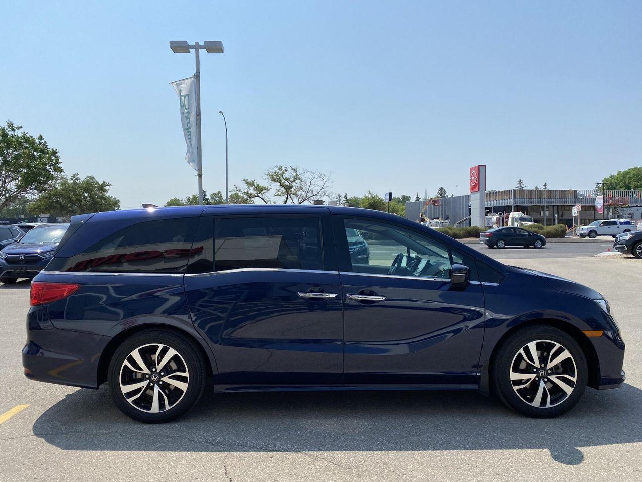 2018 Honda Odyssey Touring-3