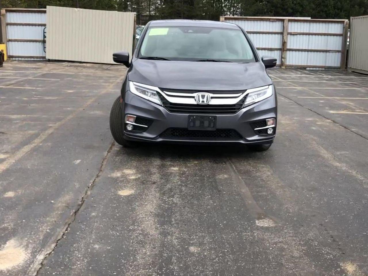 2018 Honda Odyssey Touring-3