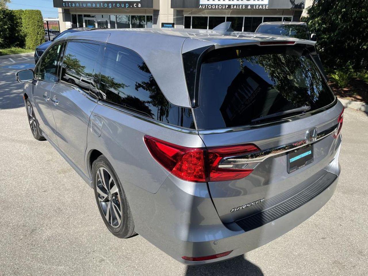 2018 Honda Odyssey TOURING-3