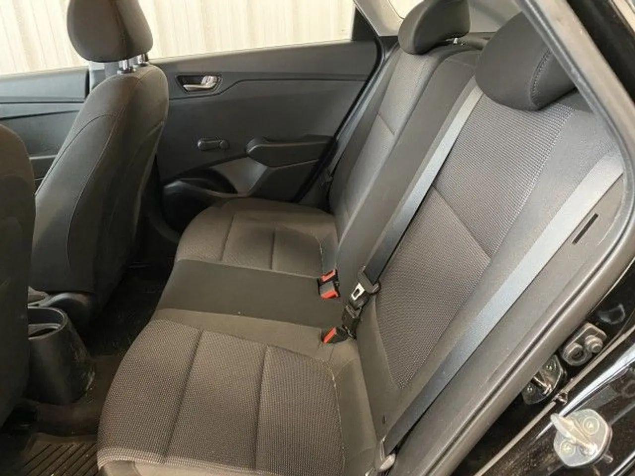 2018 Hyundai Accent L-4