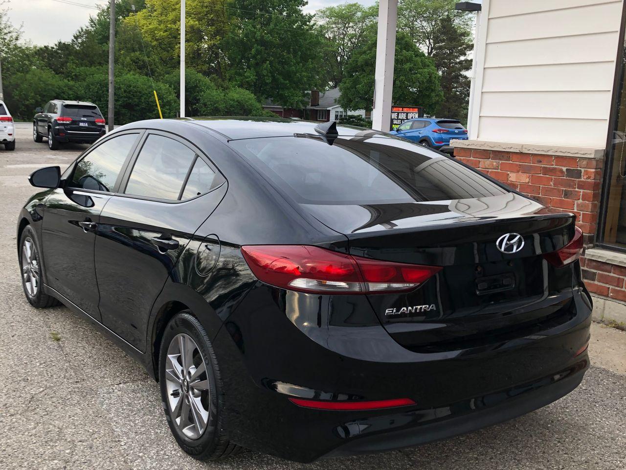 2018 Hyundai Elantra -2