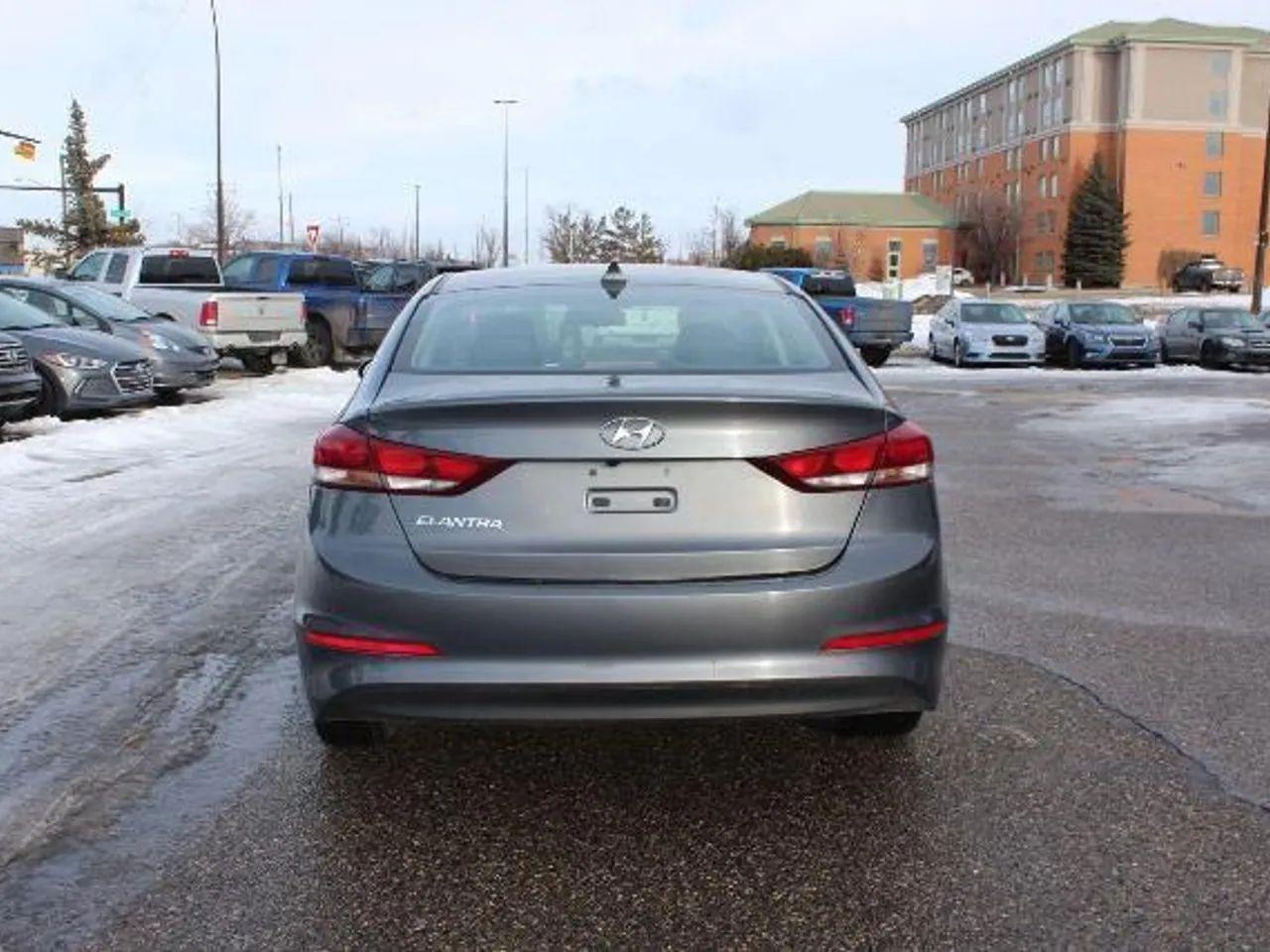 2018 Hyundai Elantra GL-3