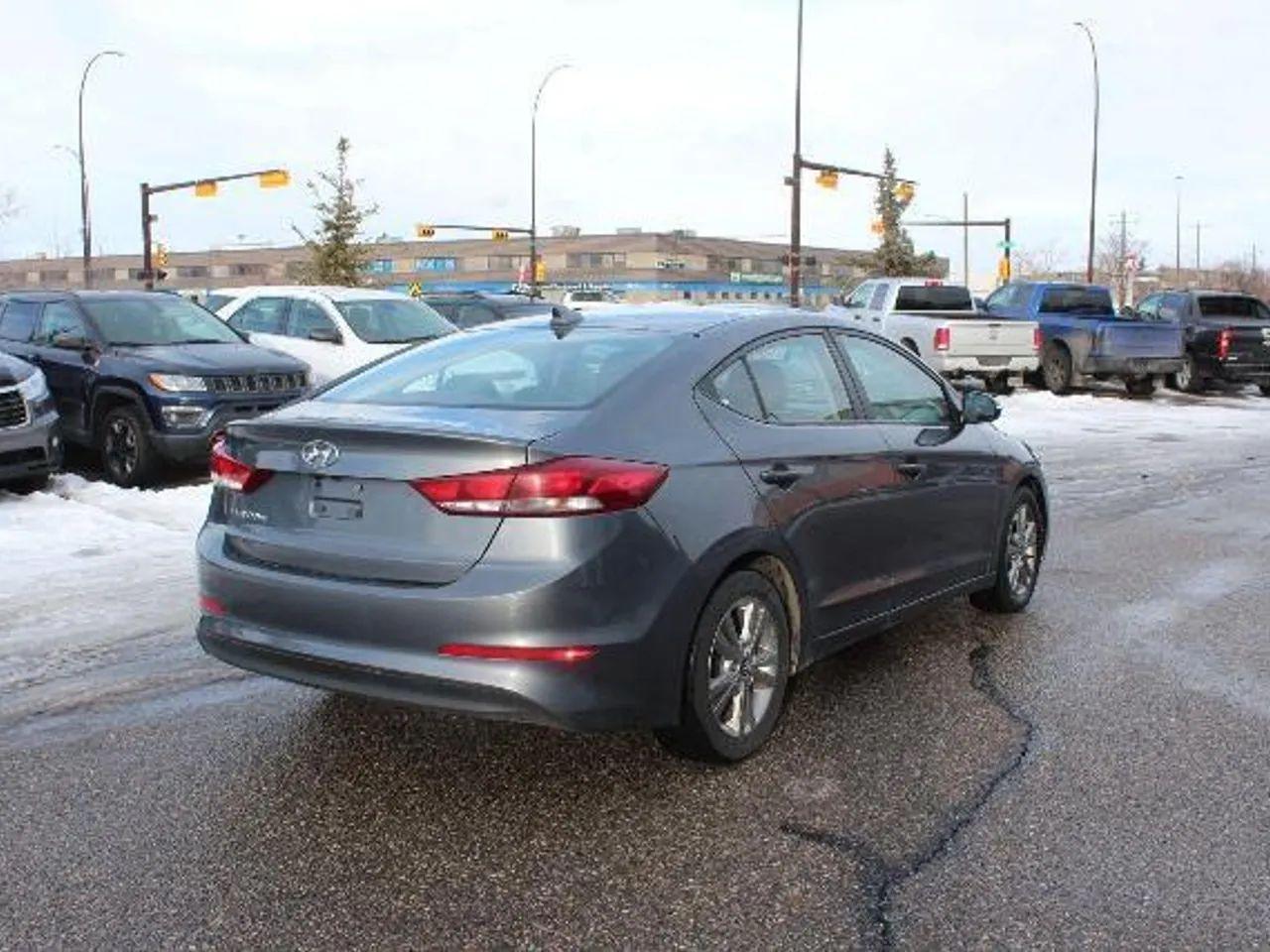 2018 Hyundai Elantra GL-4
