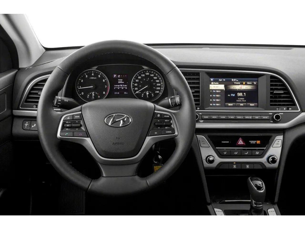 2018 Hyundai Elantra GLS-3