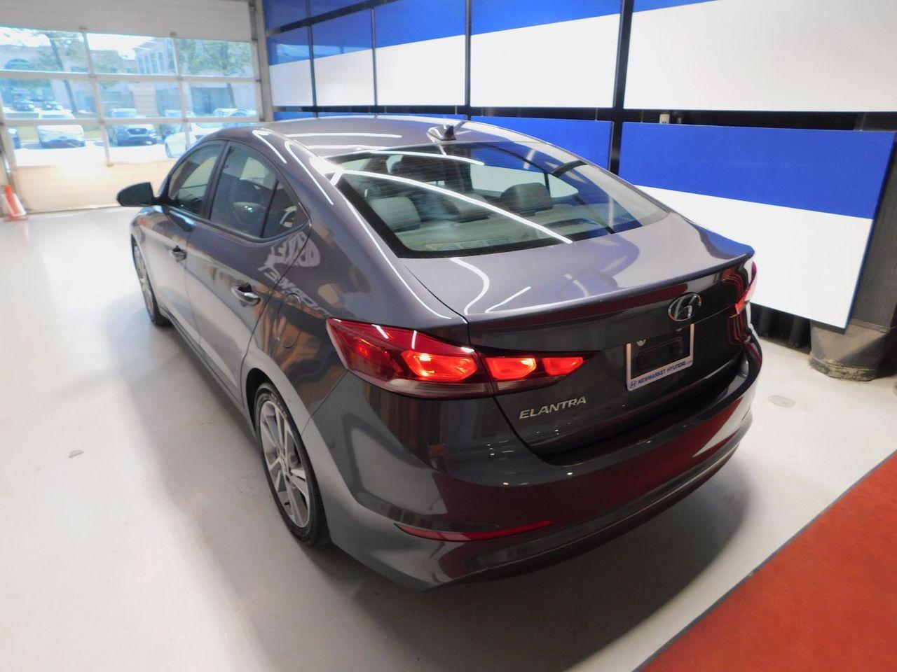 2018 Hyundai Elantra GLS-4
