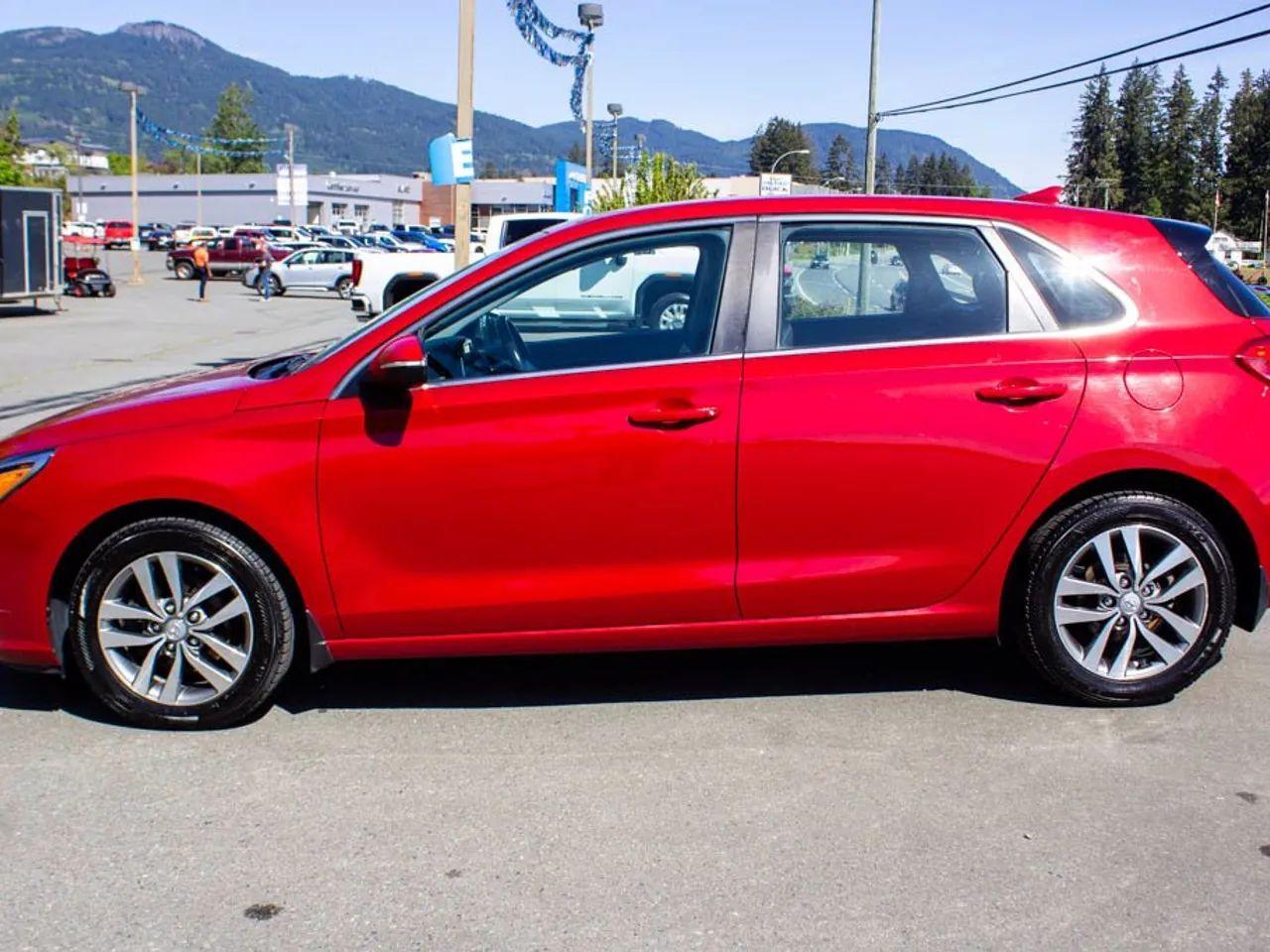 2018 Hyundai Elantra -1