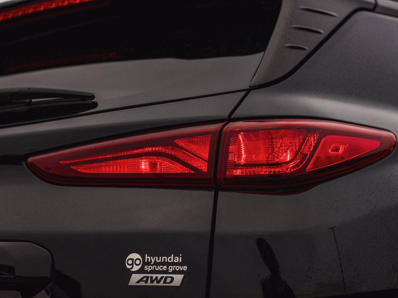 2018 Hyundai Kona Luxury-3