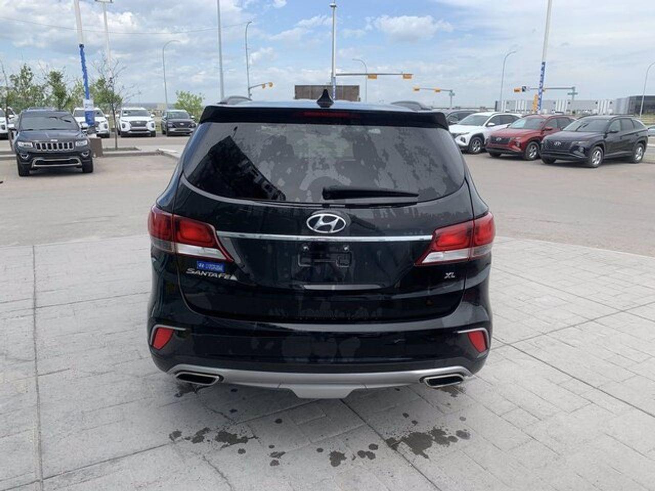 2018 Hyundai Santa Fe -2