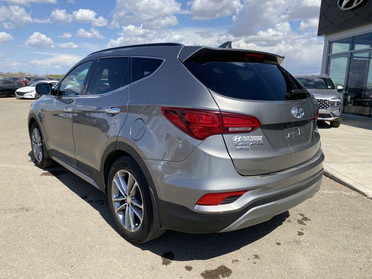 2018 Hyundai Santa Fe Limited-4
