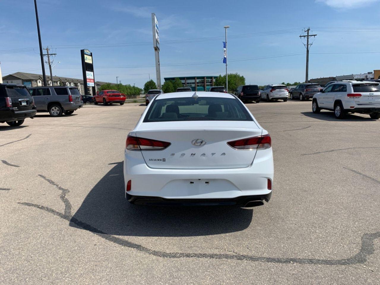 2018 Hyundai Sonata GL-4