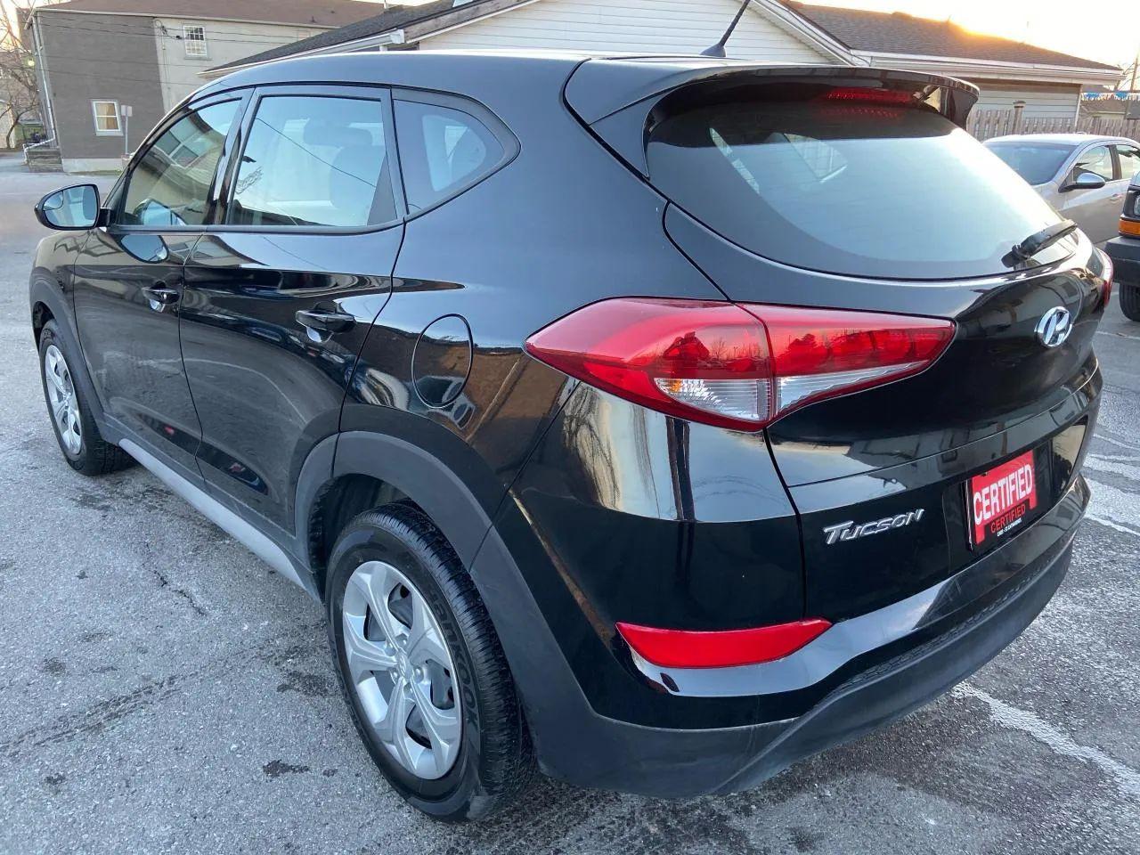 2018 Hyundai Tucson SE-4
